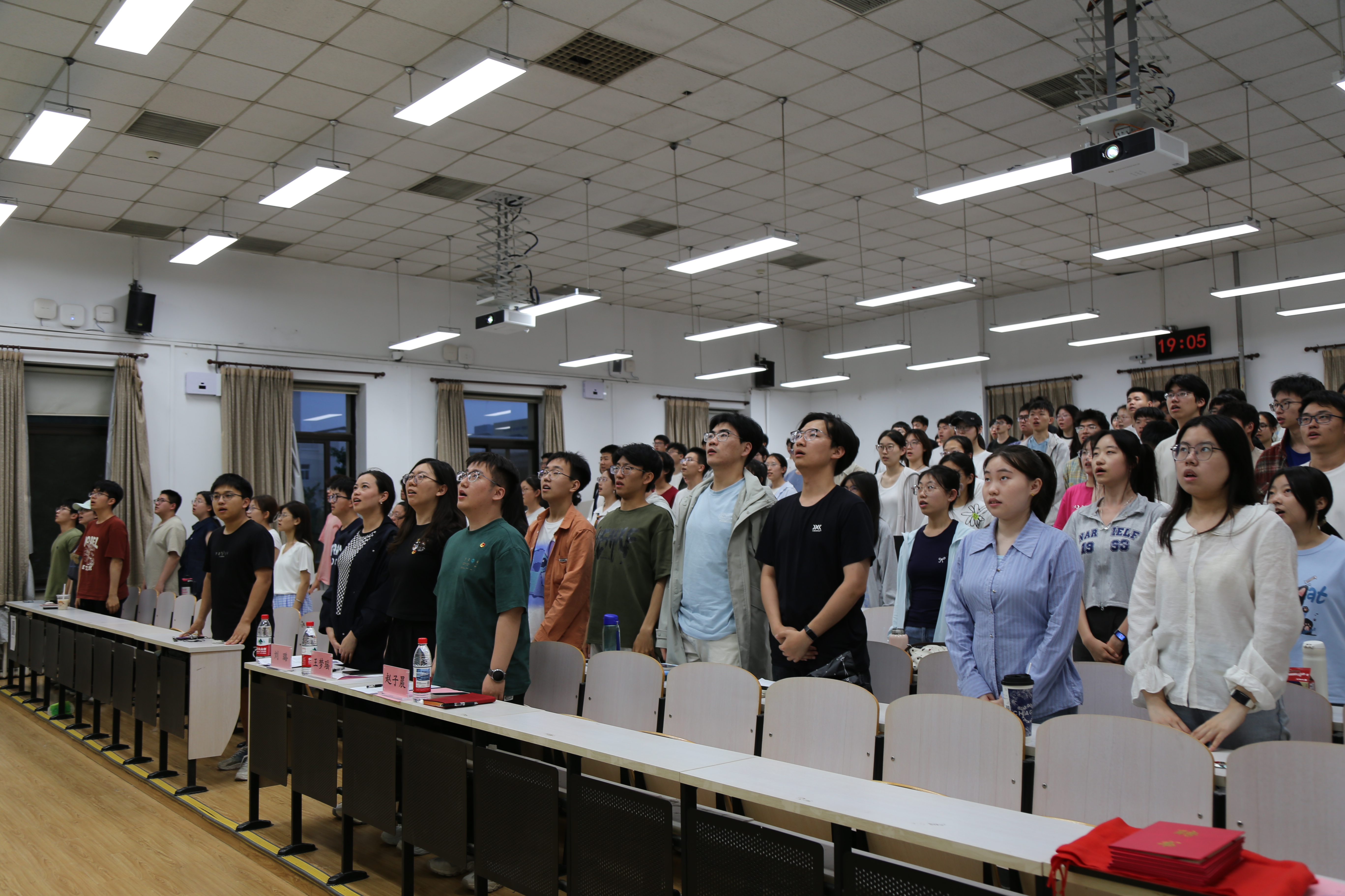 1747377769606472.jpg 1747377769606472.jpg